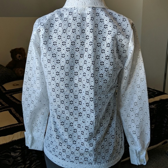 4 for $20🌷Clearance! Lace top - Picture 4 of 6